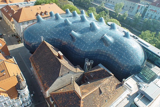 未來(lái)主義風(fēng)格的建筑—格拉茨美術(shù)館(Kunsthaus Graz)裝修設(shè)計(jì)