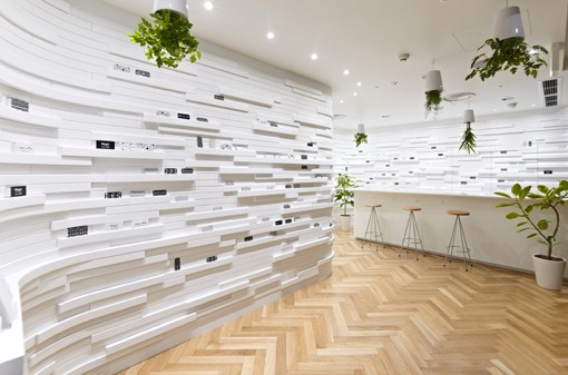 東京隱形眼鏡Magic概念零售店  散發著新奇感覺的創意空間