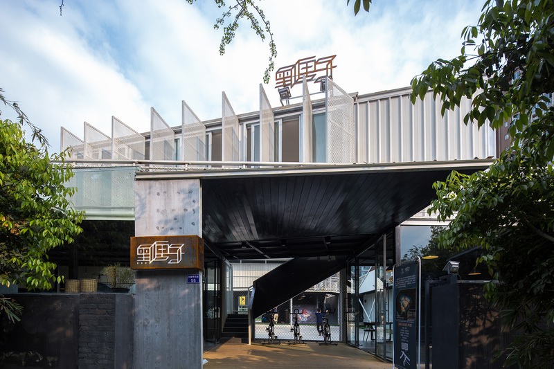 成都黑匣子運動館 合什建筑&樸詩建筑
